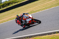 enduro-digital-images;event-digital-images;eventdigitalimages;mallory-park;mallory-park-photographs;mallory-park-trackday;mallory-park-trackday-photographs;no-limits-trackdays;peter-wileman-photography;racing-digital-images;trackday-digital-images;trackday-photos